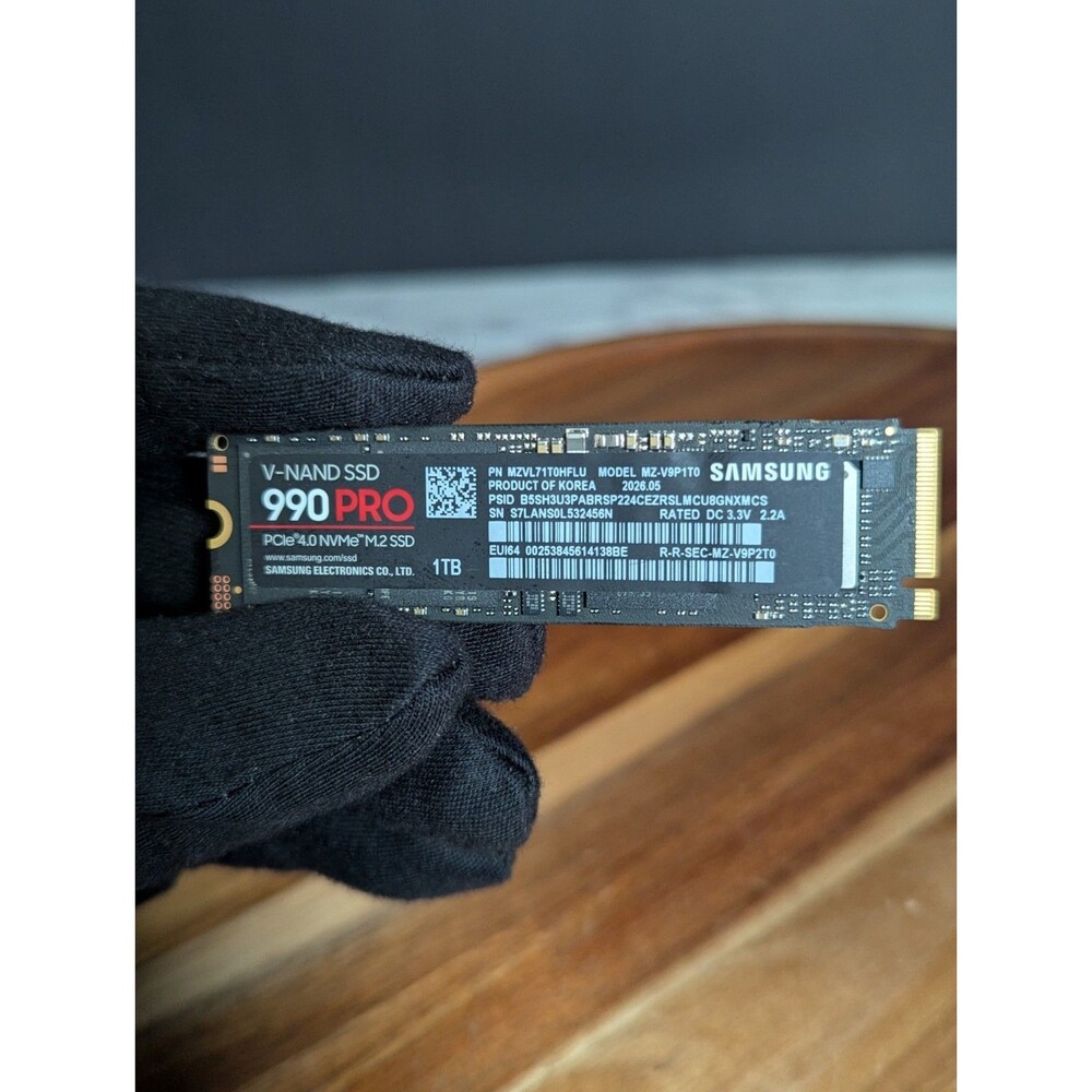 NEW Samsung 990 PRO 1TB PCIe 4.0 NVMe M.2 2280 Internal SSD MZ-V9P1T0 - NO BOX